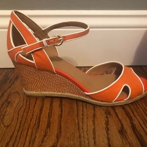 Stunning Size 9 Orange Espadrilles Wedges